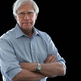 Novelist John Sandford Holds Seven-Stop Book Tour